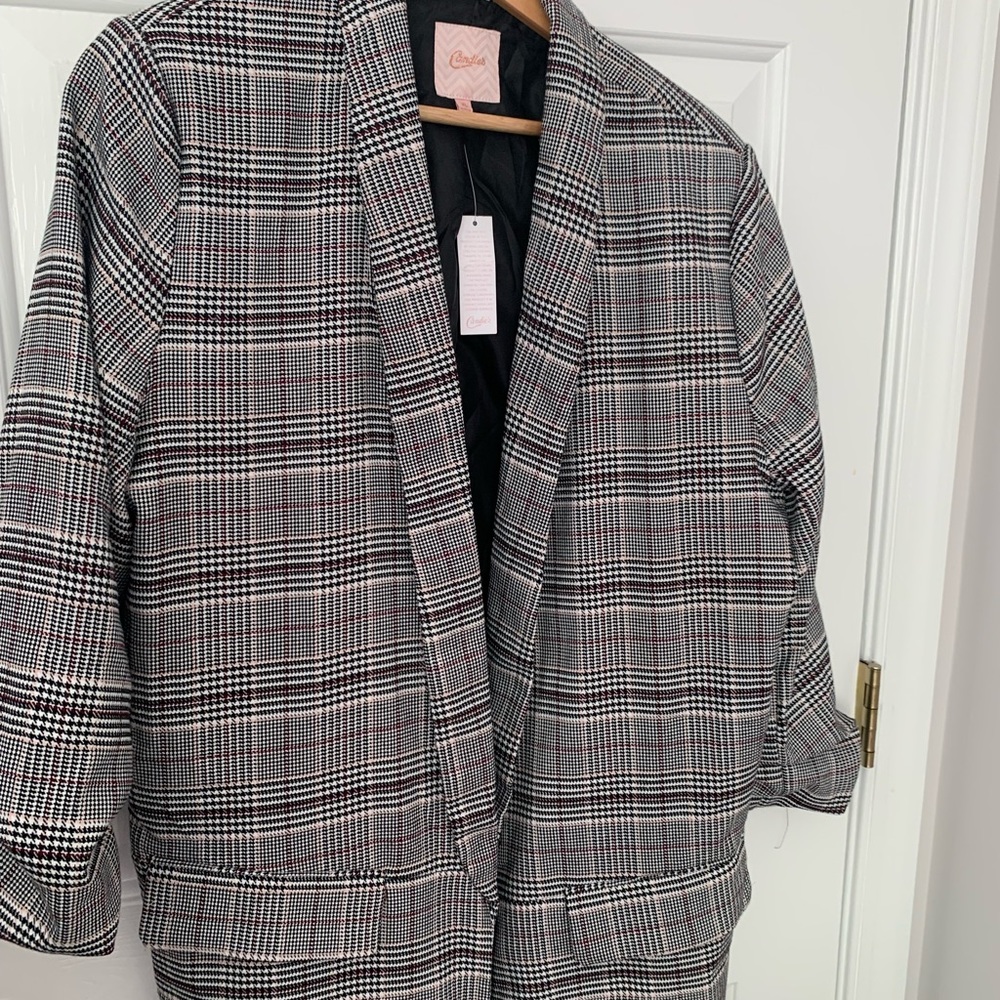 Candies lightweight hip length cropped sleeve plaid jacket, XL